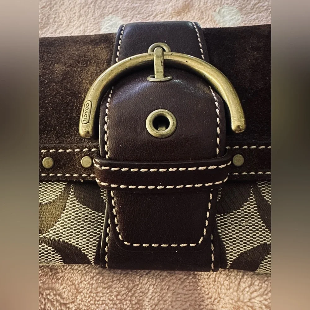 Authentic Vintage Coach Brown Suede  and Leather Clutch with Brass Buckle! - Picture 2 of 10